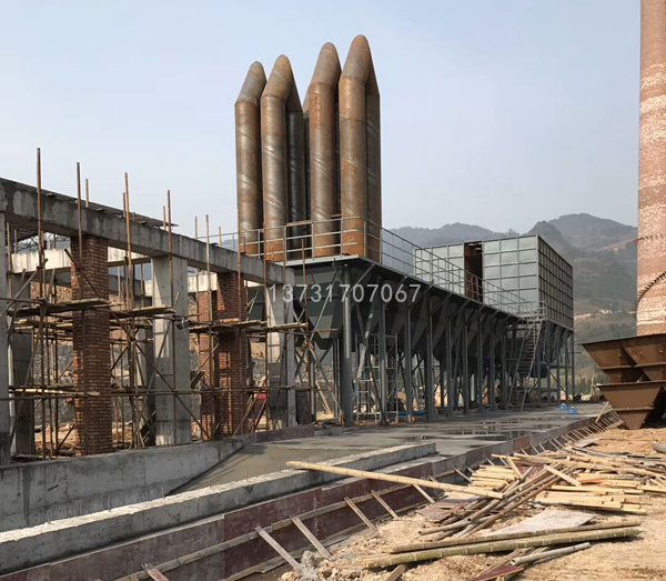湖南岳陽(yáng)頁(yè)巖磚廠布袋除塵器施工中 湖南岳陽(yáng)頁(yè)巖磚廠布袋除塵器施工中