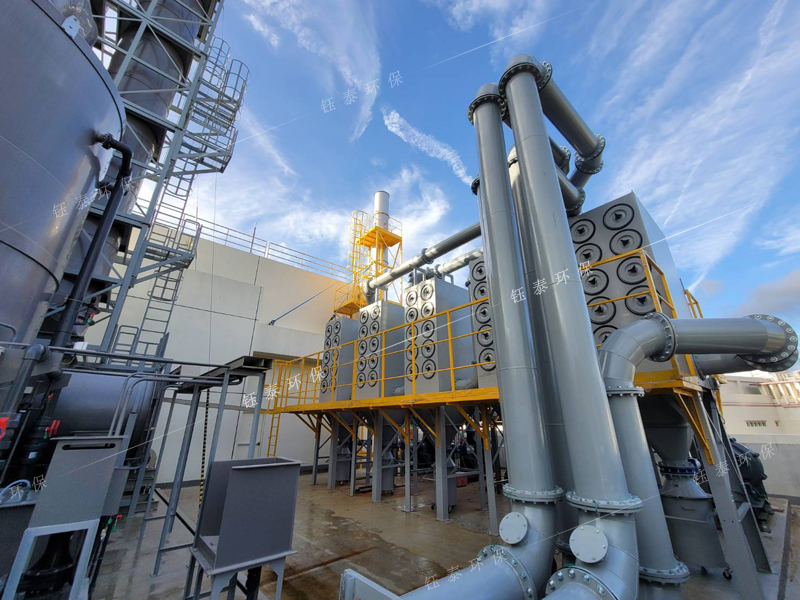 濾筒除塵器vs布袋除塵器：哪種更適合您的車間？